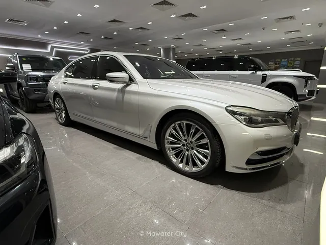 Photo of 2016 BMW 7-Series 740i