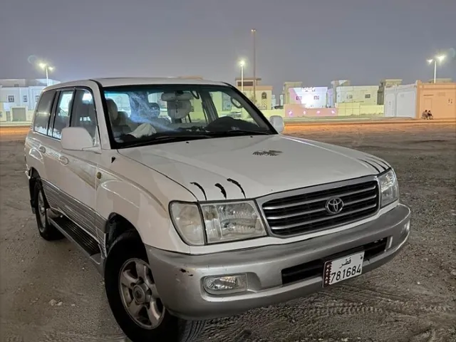 صورة 2002 تويوتا لاند كروزر VX