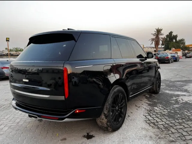 Photo of 2025 Range Rover Range Rover Vogue LSE