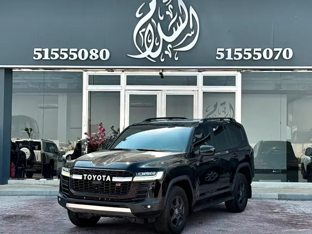 صورة 2023 تويوتا لاند كروزر جي آر سبورت