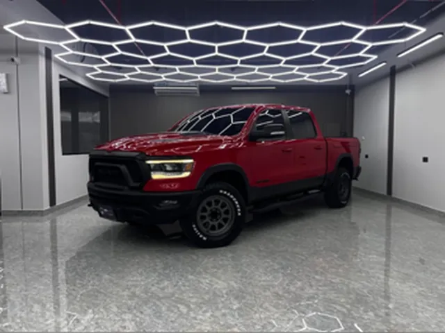 صورة 2020 دودج رام 1500 ريبل