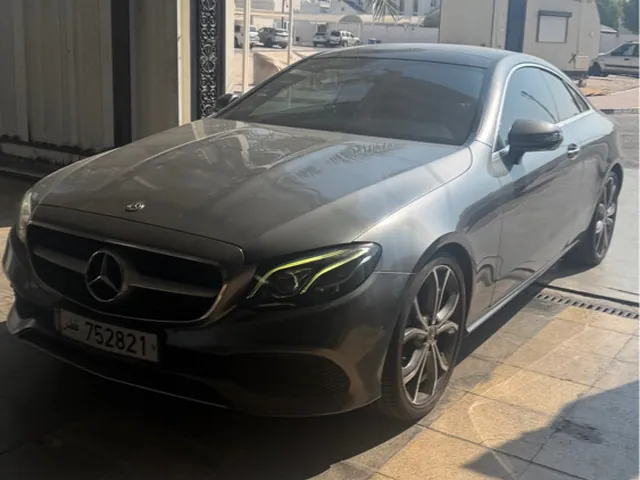 صورة 2017 مرسيدس-بنز E 200
