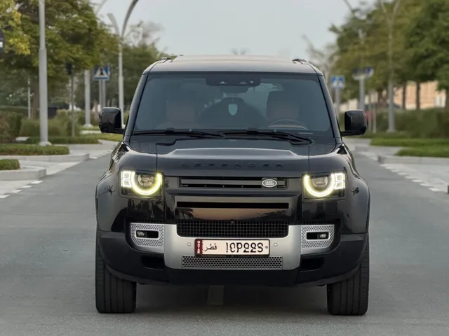 صورة 2023 لاند روفر ديفندر 110 HSE