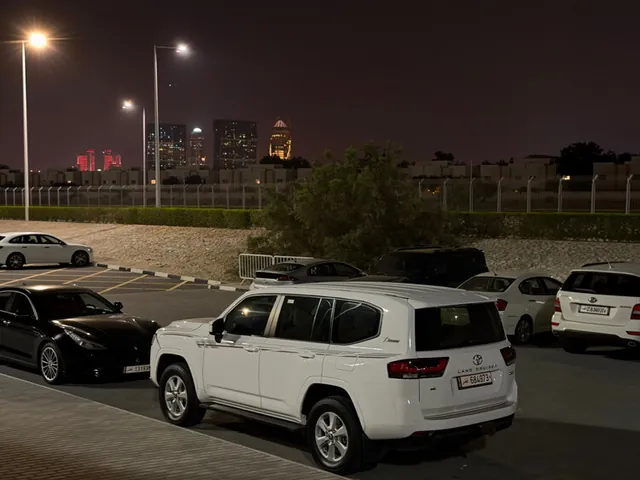 Photo of 2022 Toyota Land Cruiser GXR