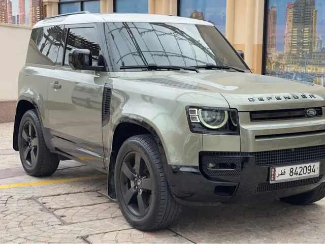 Photo of 2021 Land Rover Defender 90 HSE