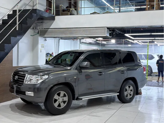 Photo of 2008 Toyota Land Cruiser GX