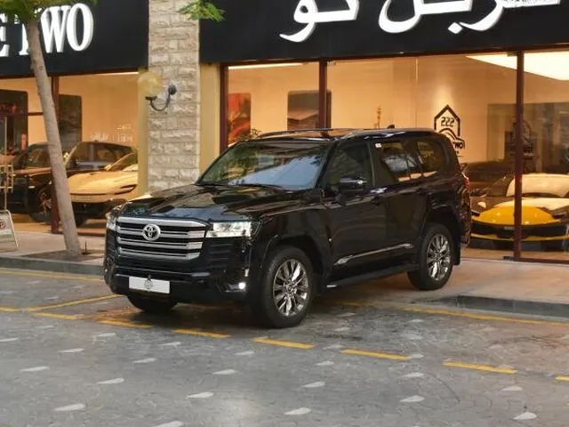 Photo of 2026 Toyota Land Cruiser GXR