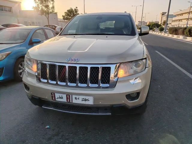 Photo of 2012 Jeep Cherokee Limited