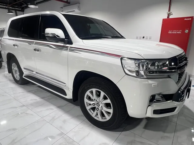Photo of 2021 Toyota Land Cruiser GXR