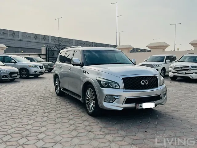 صورة 2017 إنفينيتي QX80