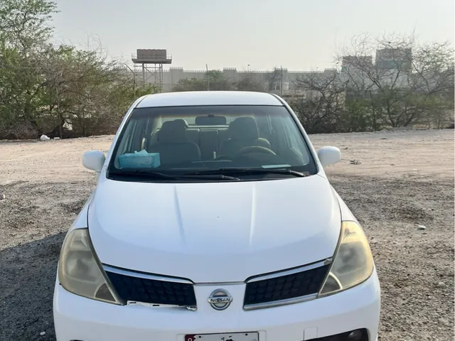 Photo of 2008 Nissan Tiida