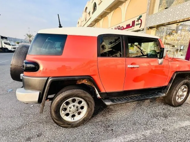 صورة 2013 تويوتا اف جي كروزر