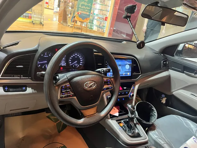 Photo of 2018 Hyundai Elantra