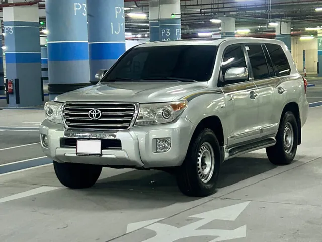 Photo of 2011 Toyota Land Cruiser GXR