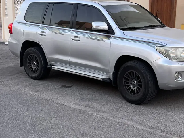 Photo of 2009 Toyota Land Cruiser GXR