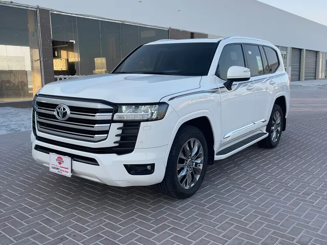 Photo of 2024 Toyota Land Cruiser GXR