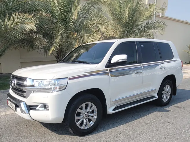 Photo of 2016 Toyota Land Cruiser GXR