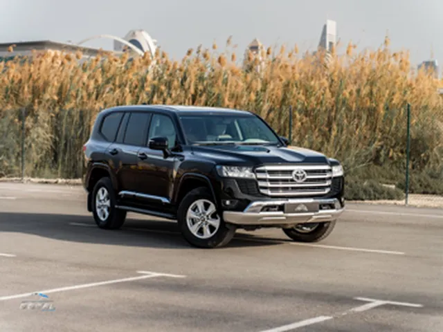 Photo of 2025 Toyota Land Cruiser GXR