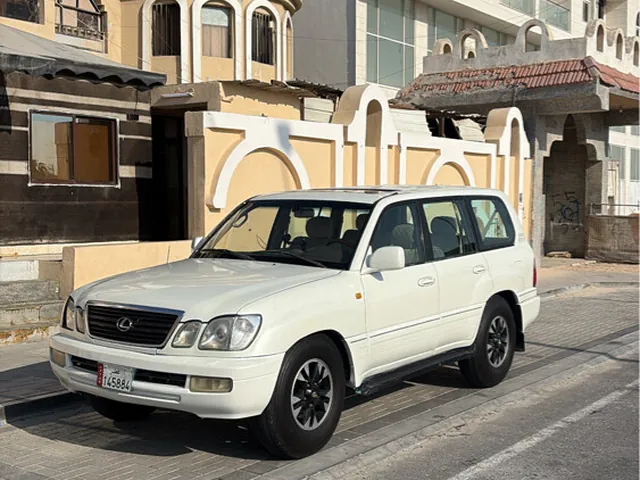 Photo of 2002 Lexus LX 470