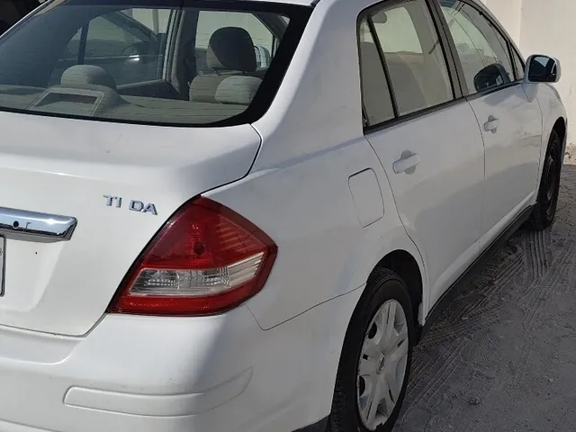 Photo of 2011 Nissan Tiida