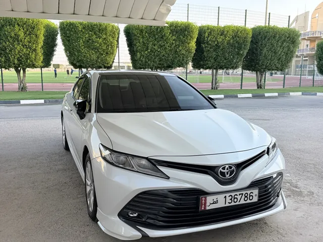 صورة 2018 تويوتا كامري GLE