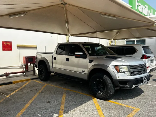 Photo of 2011 Ford F-150 Raptor