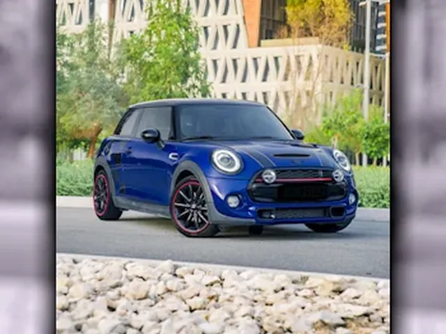 Photo of 2019 Mini Cooper S