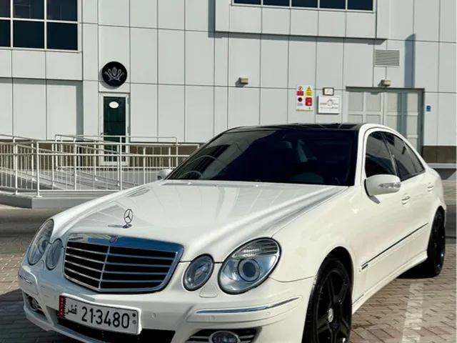 Photo of 2004 Mercedes-Benz E 240