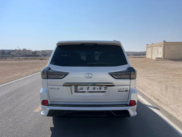 Photo of 2019 Lexus LX 570 Black Edition