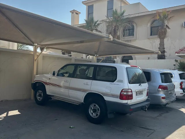 Photo of 2003 Toyota Land Cruiser GX