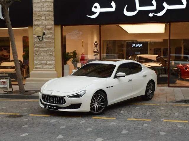 Photo of 2020 Maserati Ghibli GranLusso