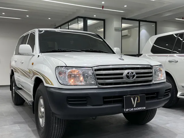 صورة 2003 تويوتا لاند كروزر GX