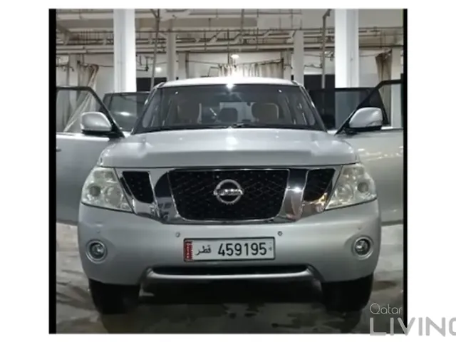 Photo of 2011 Nissan Patrol LE
