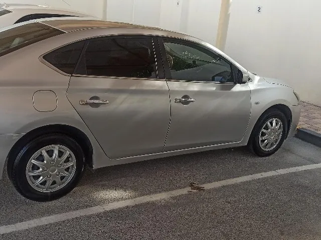 صورة 2014 نيسان سنترا