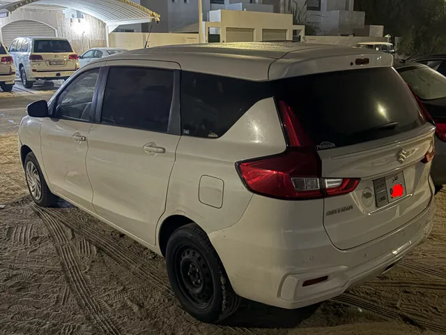 صورة 2024 سوزوكي إرتيغا