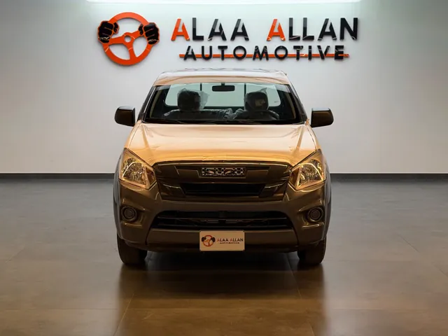 صورة 2027 إيسوزو D-Max