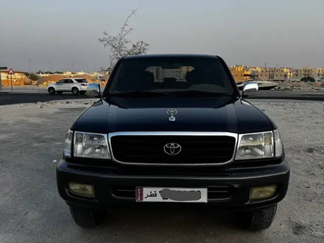 صورة 2002 تويوتا لاند كروزر GXR