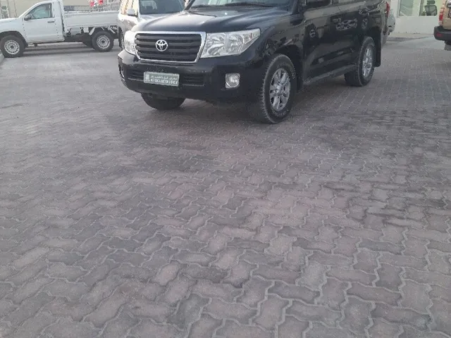 Photo of 2014 Toyota Land Cruiser GX
