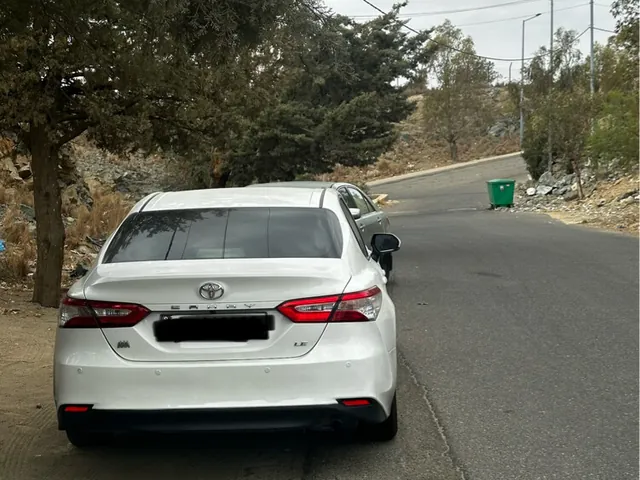 صورة 2018 تويوتا كامري GL