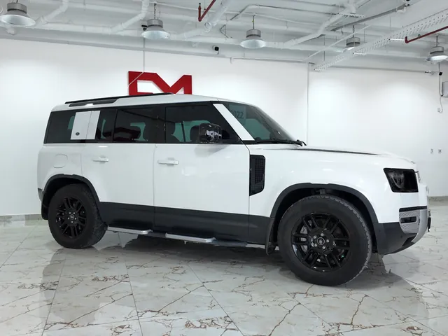 Photo of 2022 Land Rover Defender 110 HSE