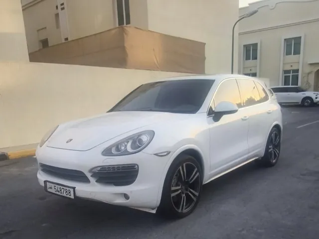 Photo of 2013 Porsche Cayenne S