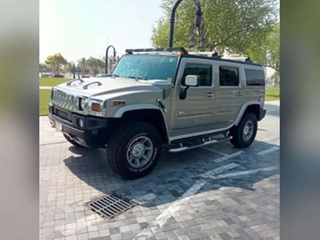 Photo of 2004 Hummer H2
