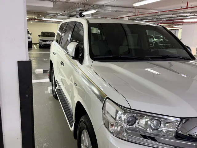 Photo of 2018 Toyota Land Cruiser VXR