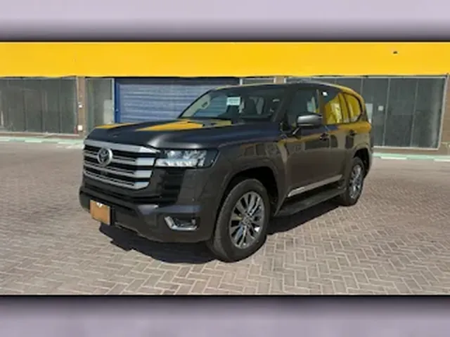 Photo of 2025 Toyota Land Cruiser GXR