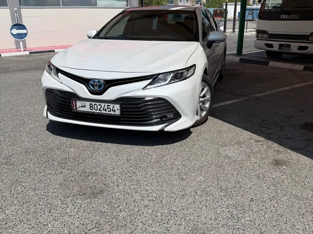 Photo of 2019 Toyota Camry Hybrid