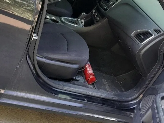 Photo of 2014 Chrysler 200 C