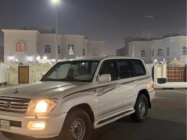 صورة 2007 تويوتا لاند كروزر VXR