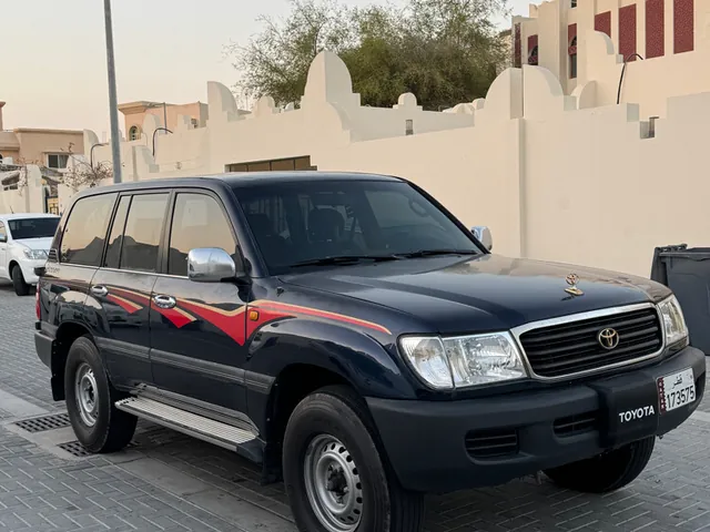 Photo of 1998 Toyota Land Cruiser GX