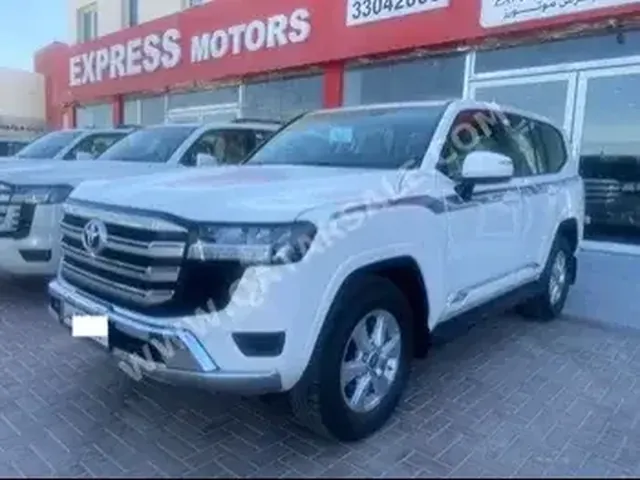 Photo of 2023 Toyota Land Cruiser GXR