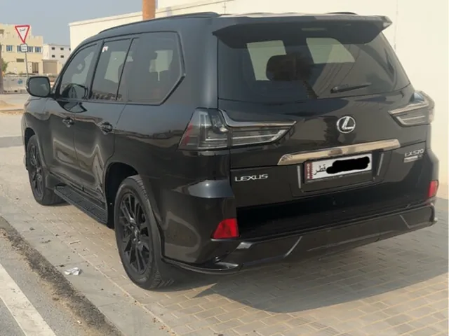 Photo of 2019 Lexus LX 570 Black Edition